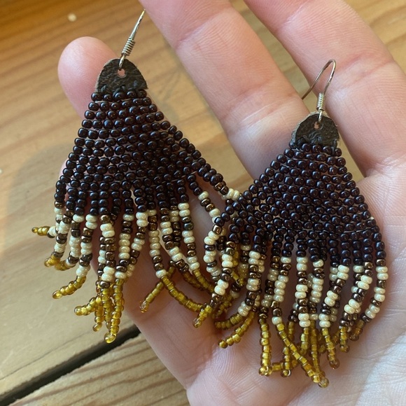 Handmade Beaded Earrings with little leather detail - Picture 2 of 4